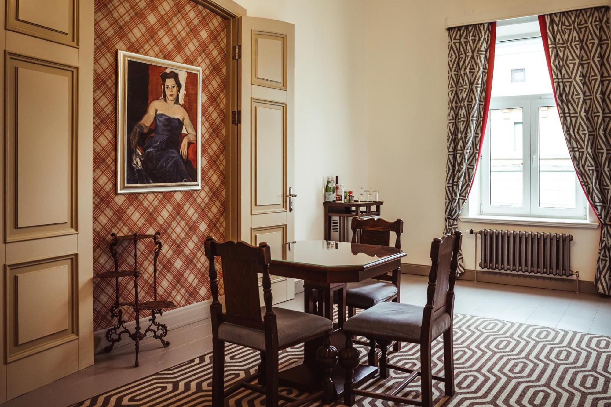 Art Hotel Roma Liepāja Extérieur photo